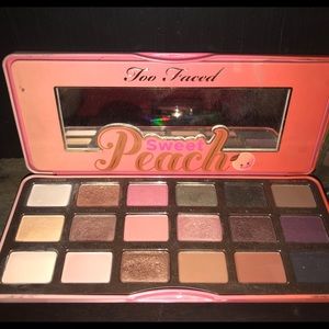 Slightly used eyeshadow palette